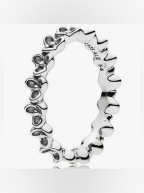 Pandora Flower Ring